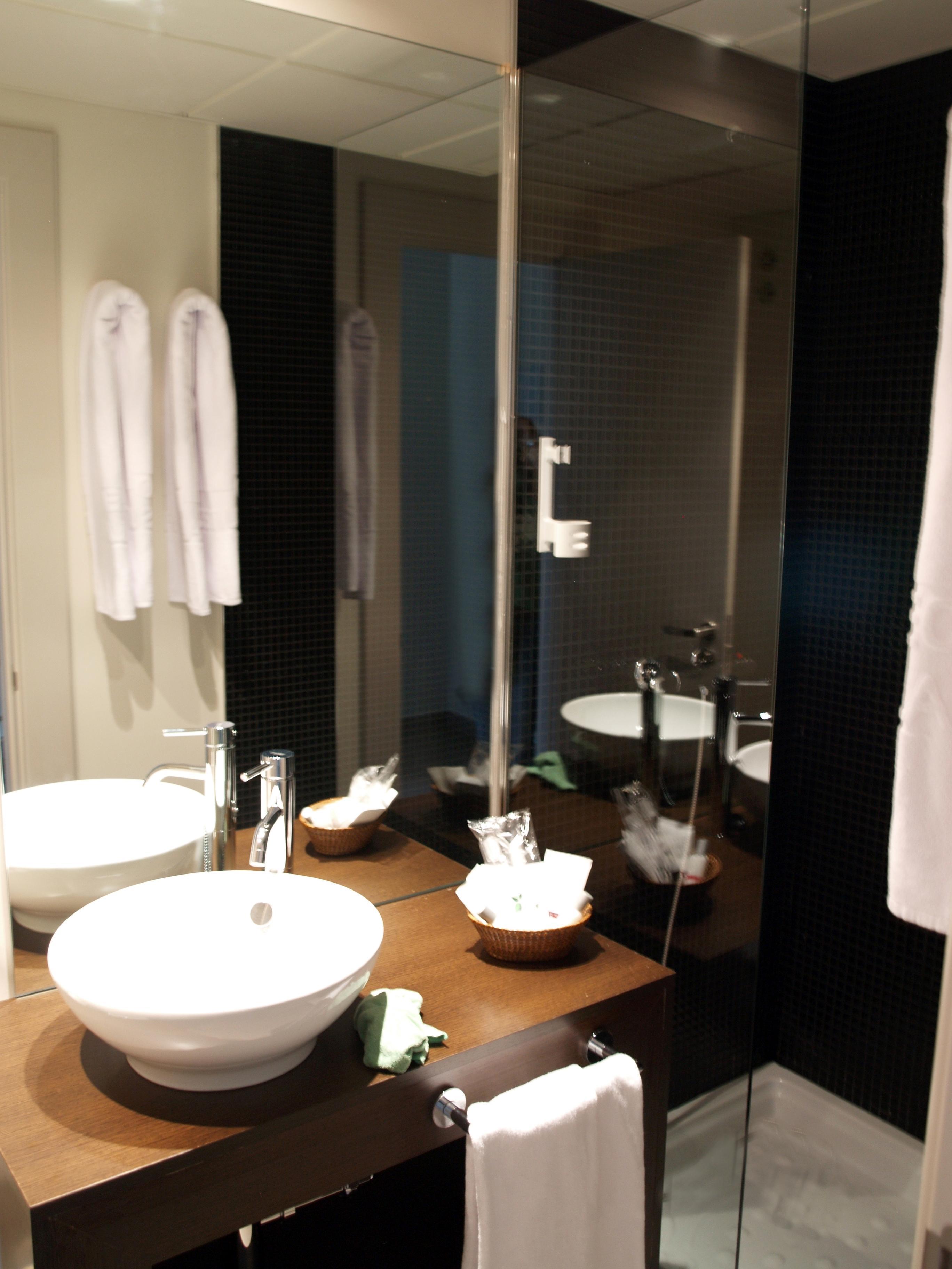 Eco Alcala Suites Мадрид Номер фото