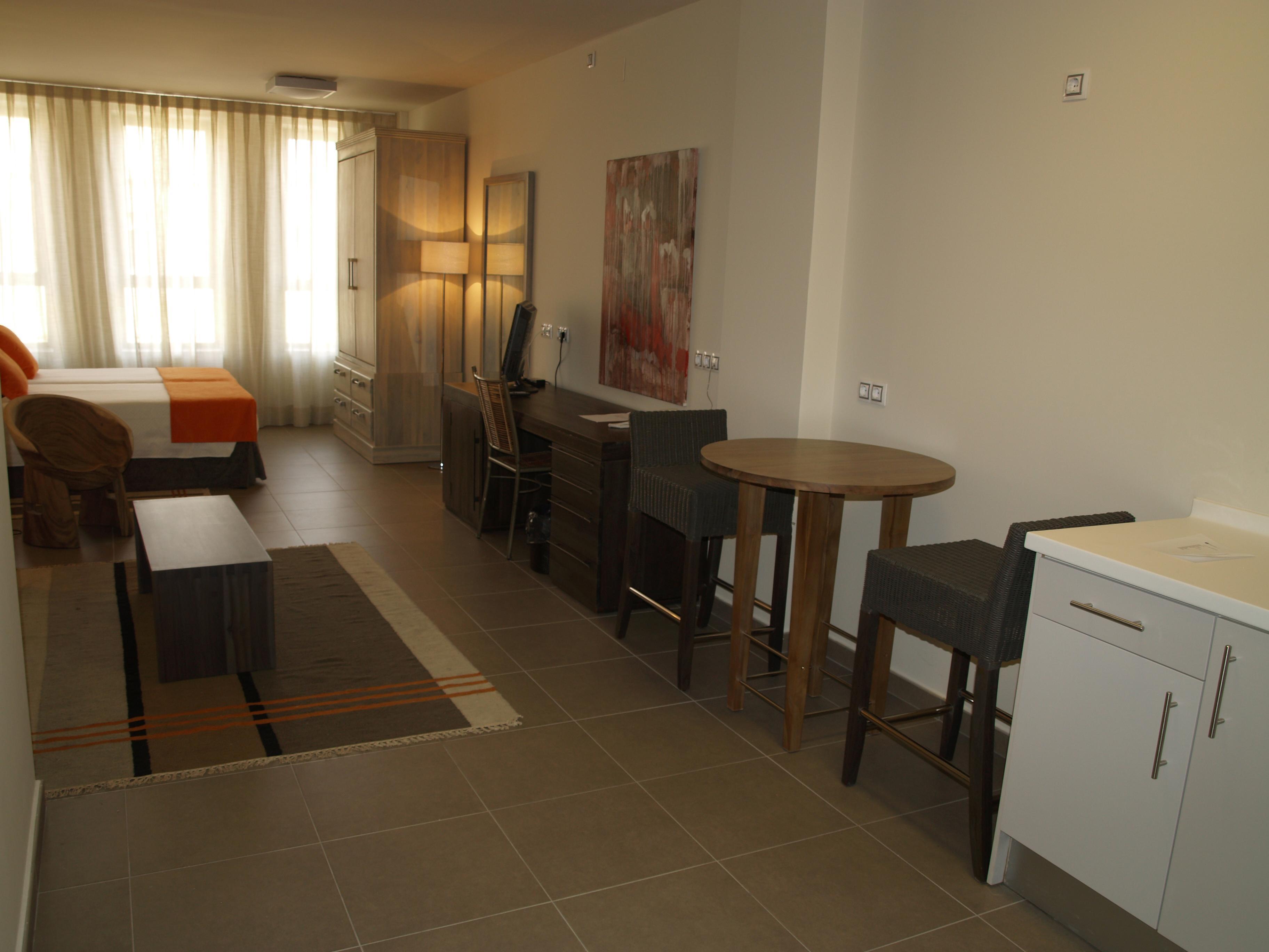 Eco Alcala Suites Мадрид Экстерьер фото