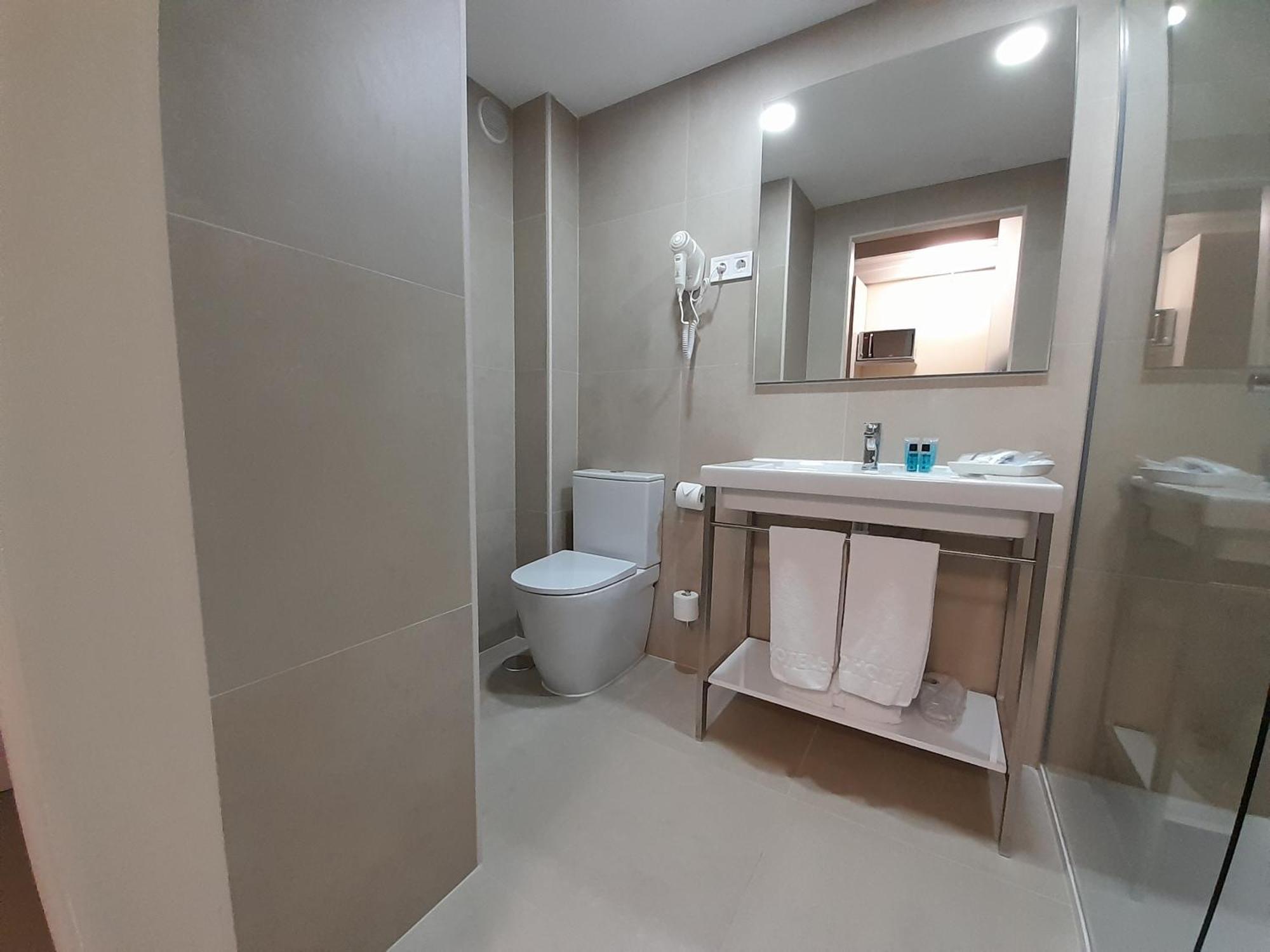 Eco Alcala Suites Мадрид Экстерьер фото